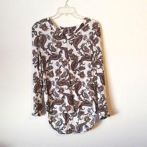 Brina & Em Lemmy V-Neck Top. Small. Paisley Print